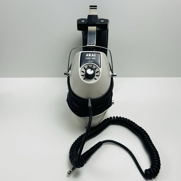AKAI ASE-22 Retro Vintage Stereo Headphones Left Right Ear Controls White, WORKS - Picture 2 of 8